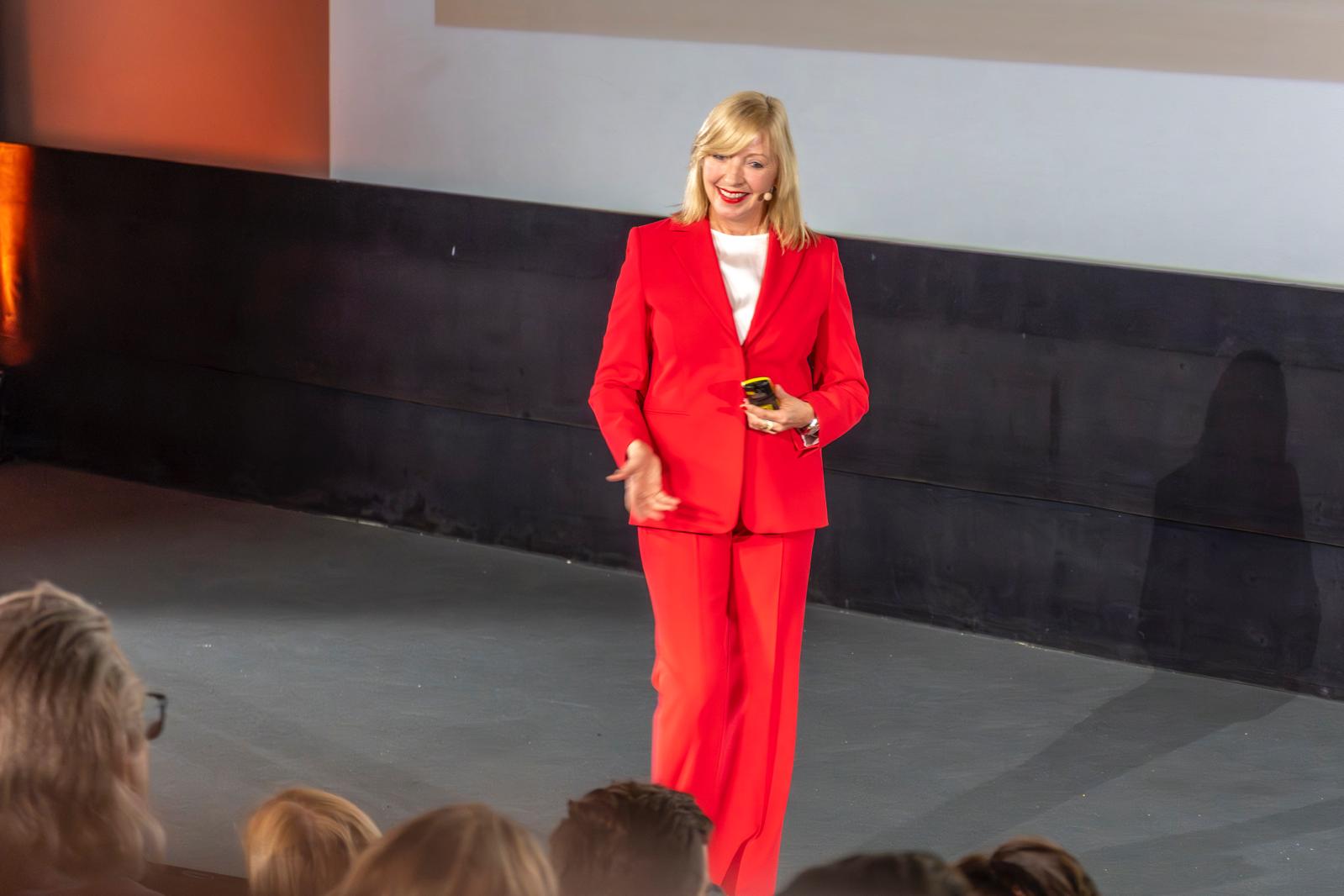 Veronika Vehr - Keynote Bühne