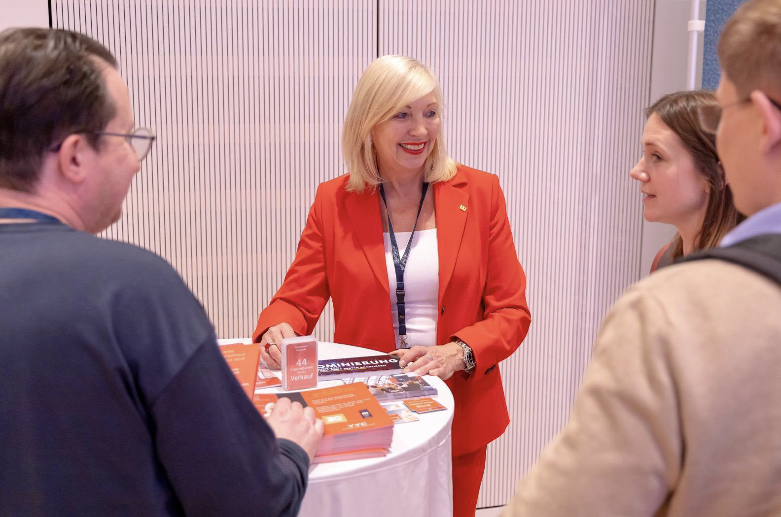 Veronika Vehr leitet Verkaufstraining-Seminar für Hörakustiker und Optiker